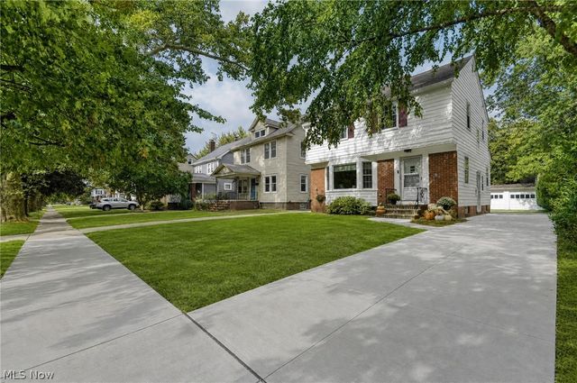 171 E 212th Street, Euclid, OH 44123
