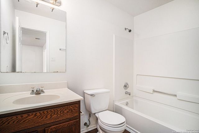 122 Mallow, San Antonio, TX 78253