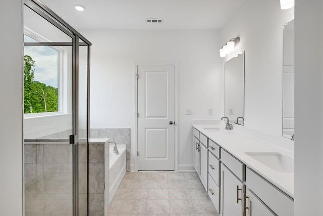 8690 Stratford Oaks Avenue, Ball Ground, GA 30107