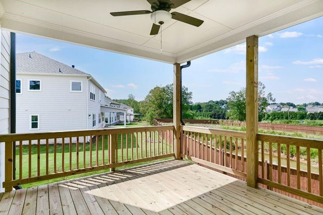 8690 Stratford Oaks Avenue, Ball Ground, GA 30107