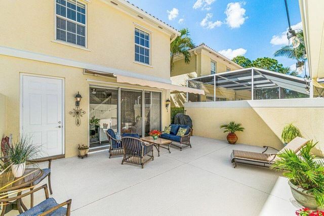 4506 Illicium Drive, Palm Beach Gardens, FL 33418