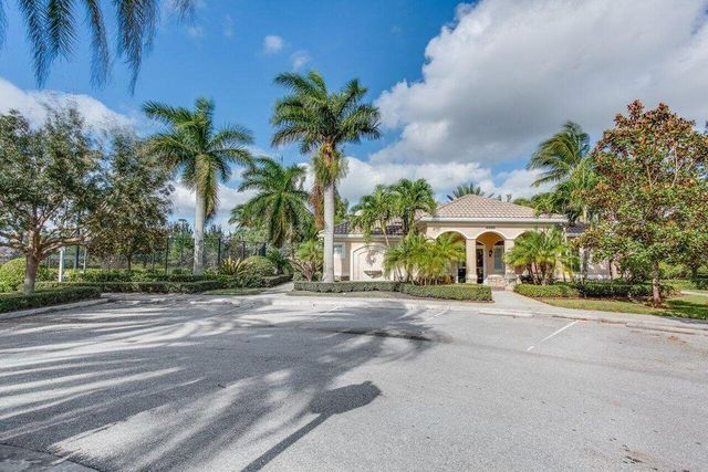4506 Illicium Drive, Palm Beach Gardens, FL 33418