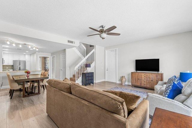 4506 Illicium Drive, Palm Beach Gardens, FL 33418
