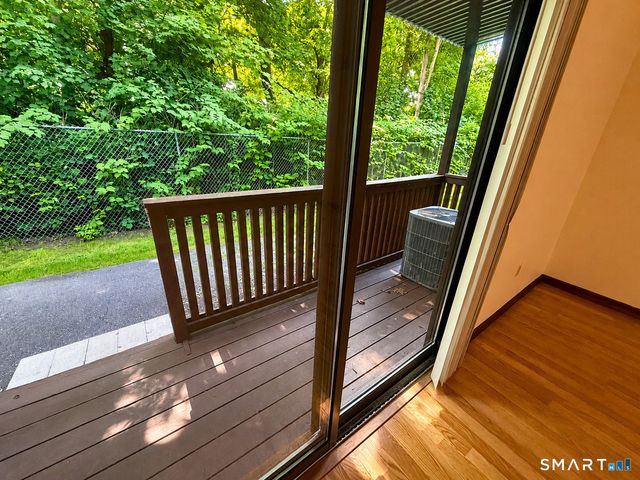 27 Harrison Street 11, Meriden, CT 06450