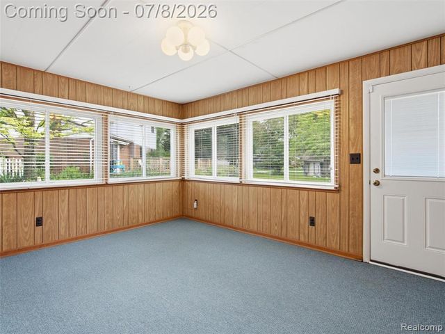 17268 Fitzgerald Street, Livonia, MI 48152