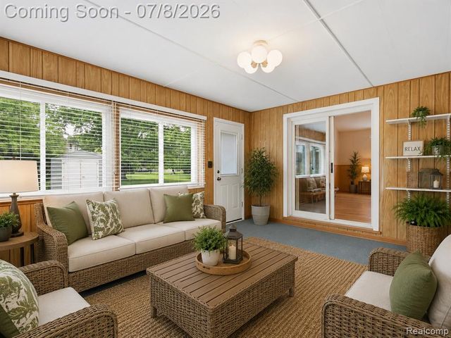 17268 Fitzgerald Street, Livonia, MI 48152