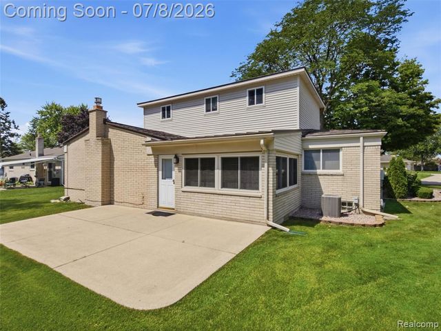 17268 Fitzgerald Street, Livonia, MI 48152