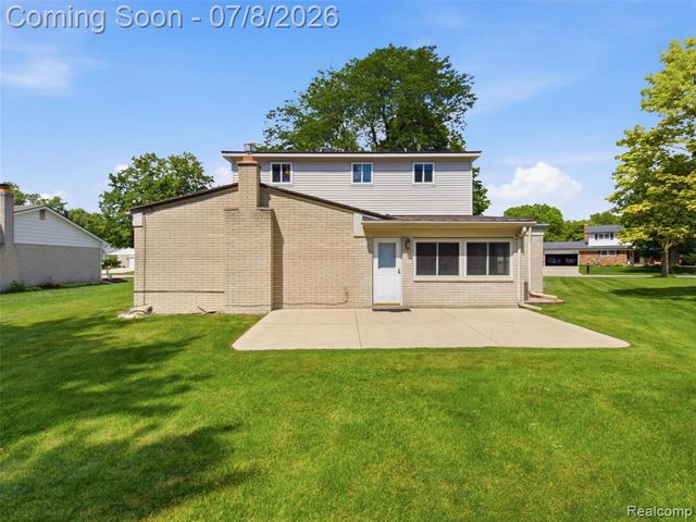 17268 Fitzgerald Street, Livonia, MI 48152