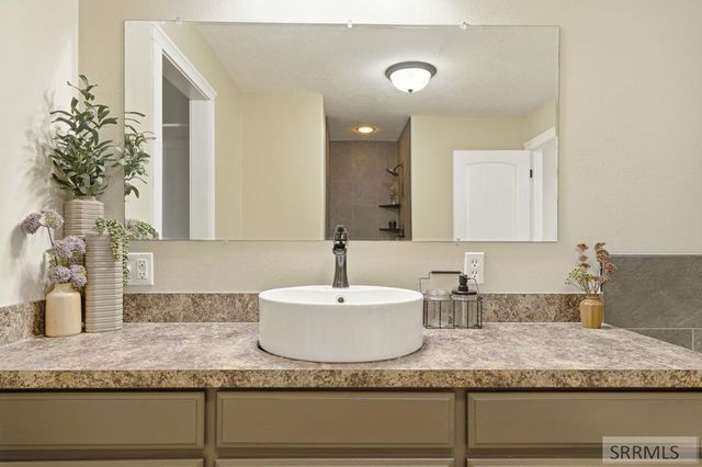 452 W 3rd N, Rigby, ID 83442