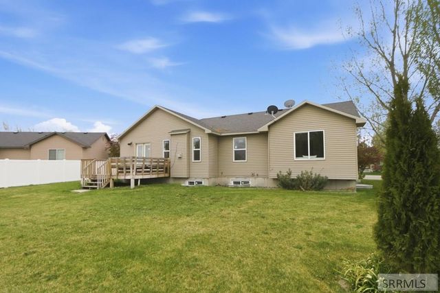 452 W 3rd N, Rigby, ID 83442