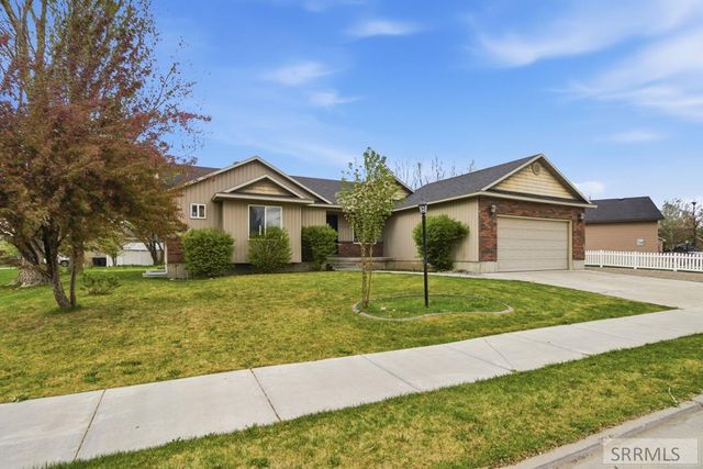 452 W 3rd N, Rigby, ID 83442