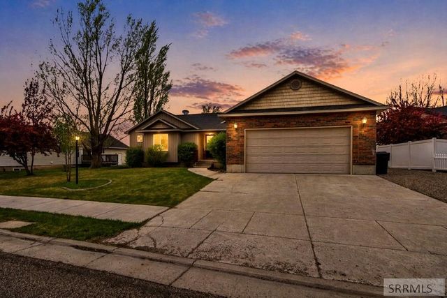 452 W 3rd N, Rigby, ID 83442