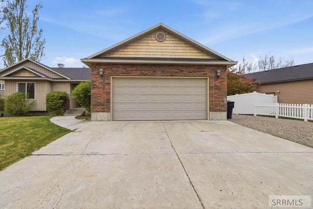 452 W 3rd N, Rigby, ID 83442