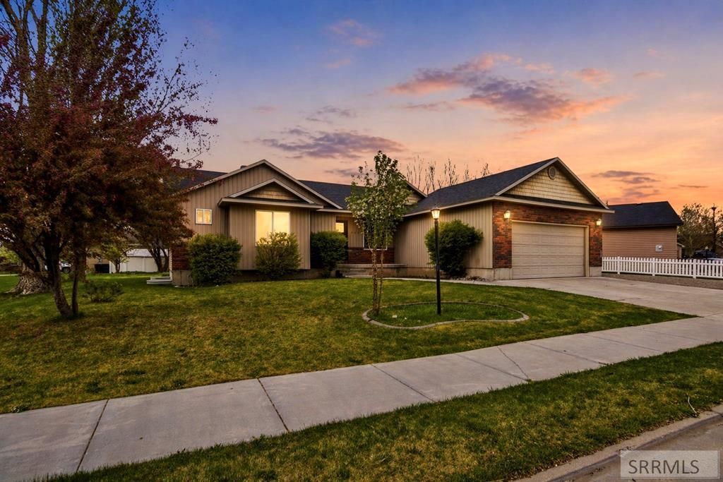 452 W 3rd N, Rigby, ID 83442