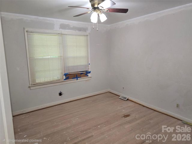 1108 2nd Street SE, Conover, NC 28613