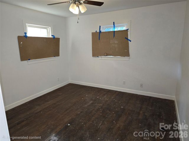 1108 2nd Street SE, Conover, NC 28613