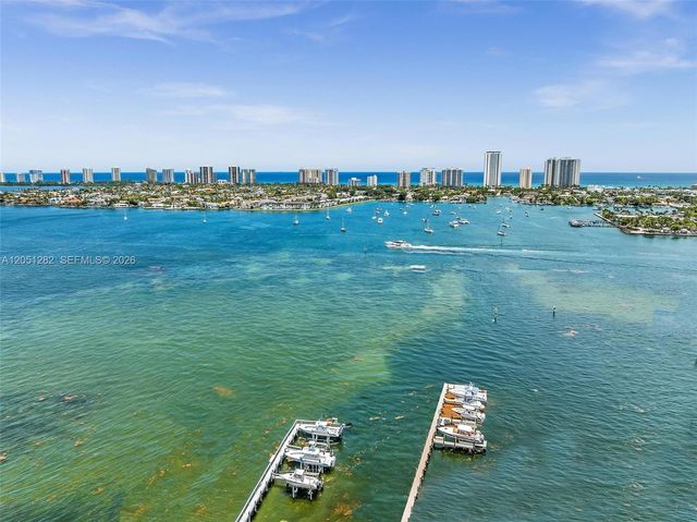 411 Wilma Circle, Riviera Beach, FL 33404