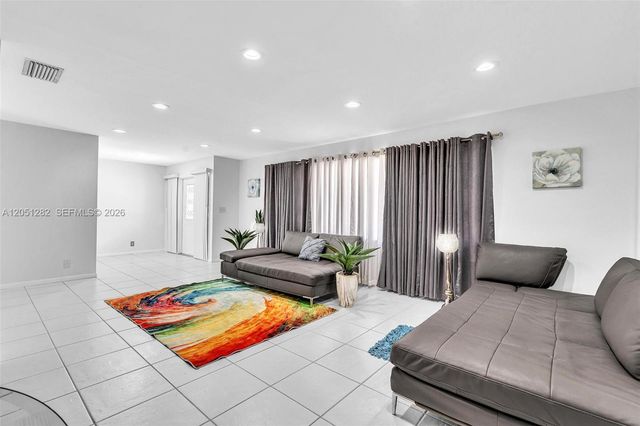 411 Wilma Circle, Riviera Beach, FL 33404