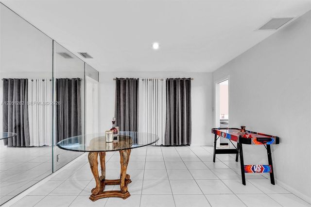 411 Wilma Circle, Riviera Beach, FL 33404