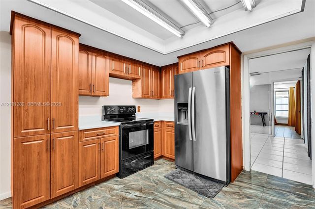 411 Wilma Circle, Riviera Beach, FL 33404