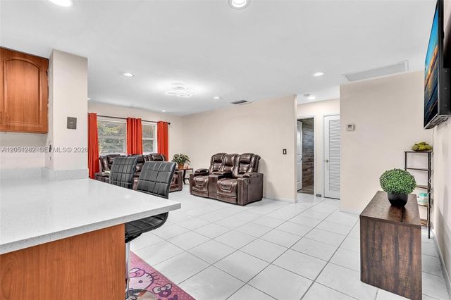 411 Wilma Circle, Riviera Beach, FL 33404