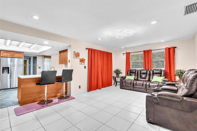 411 Wilma Circle, Riviera Beach, FL 33404