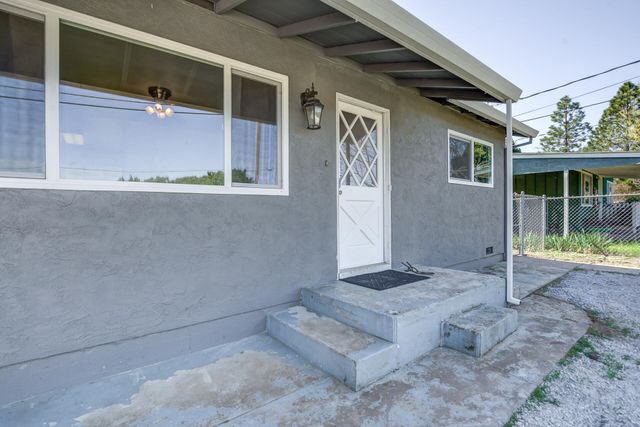 19915 Gas Point Road, Cottonwood, CA 96022
