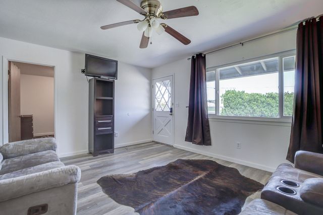 19915 Gas Point Road, Cottonwood, CA 96022