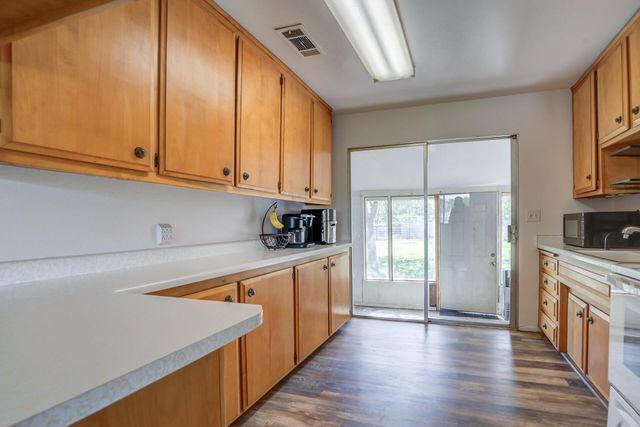 19915 Gas Point Road, Cottonwood, CA 96022