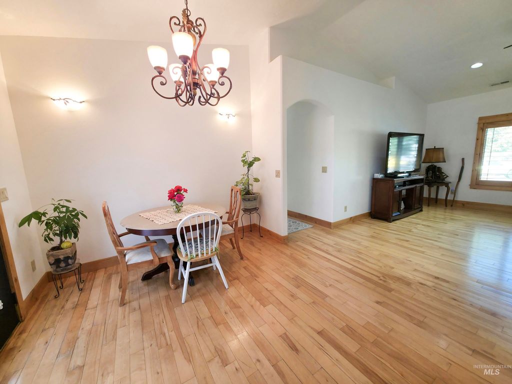 4010 Elmore Rd, Parma, ID 83660 photo 8