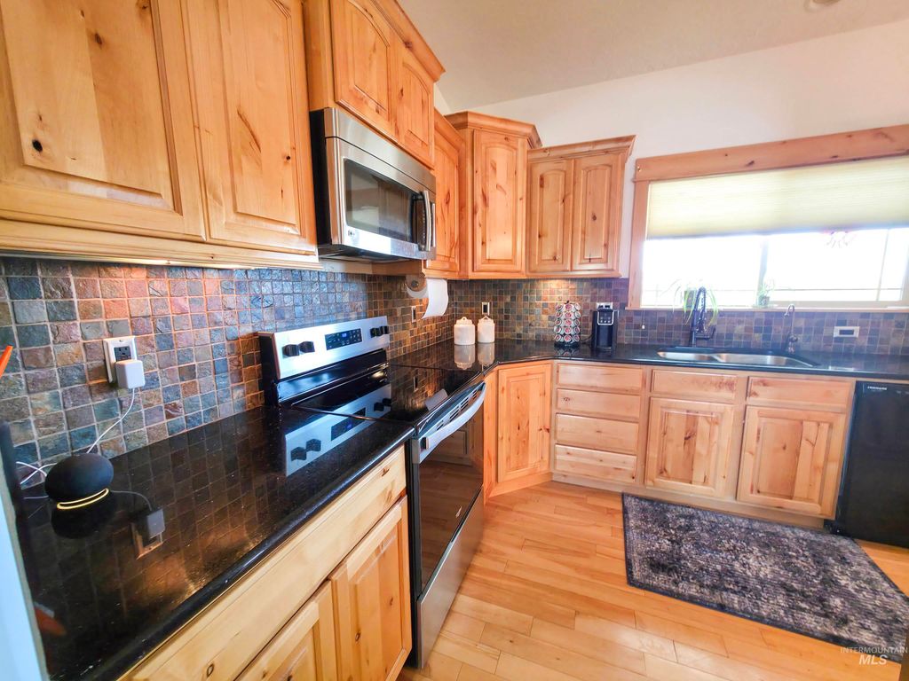 4010 Elmore Rd, Parma, ID 83660 photo 9