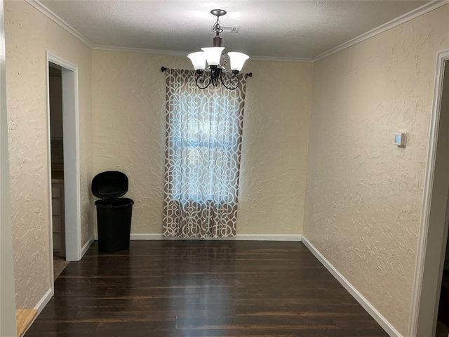 6019 NW 47th Street, Warr Acres, OK 73122