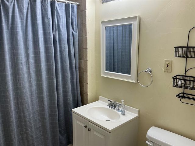 6019 NW 47th Street, Warr Acres, OK 73122