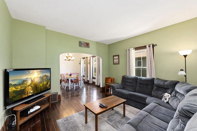 1406 Charles STREET, La Crosse, WI 54603