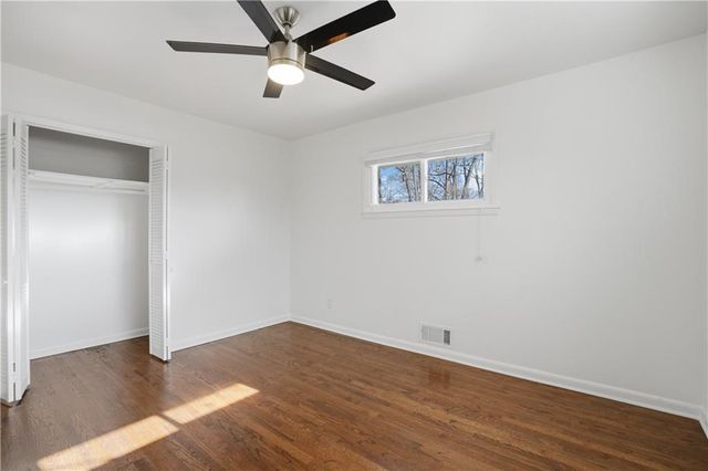 2467 Elmwood SE Circle, Smyrna, GA 30339