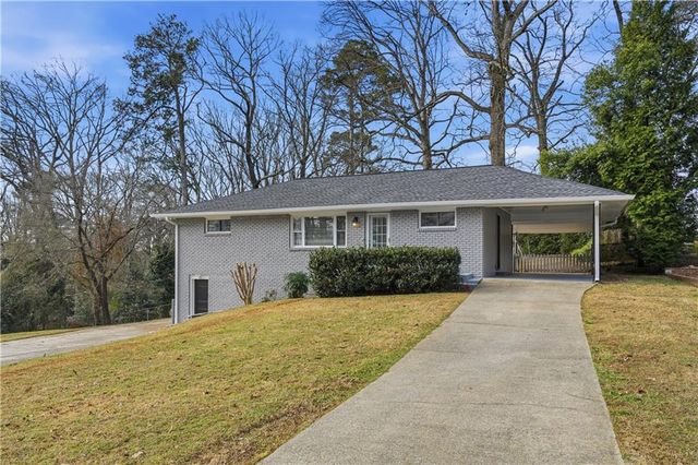 2467 Elmwood SE Circle, Smyrna, GA 30339