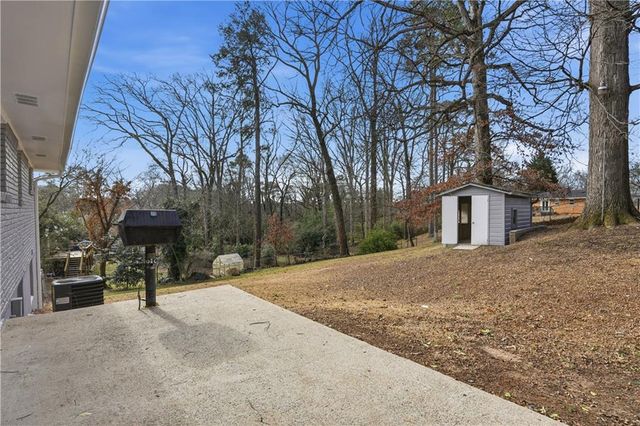 2467 Elmwood SE Circle, Smyrna, GA 30339