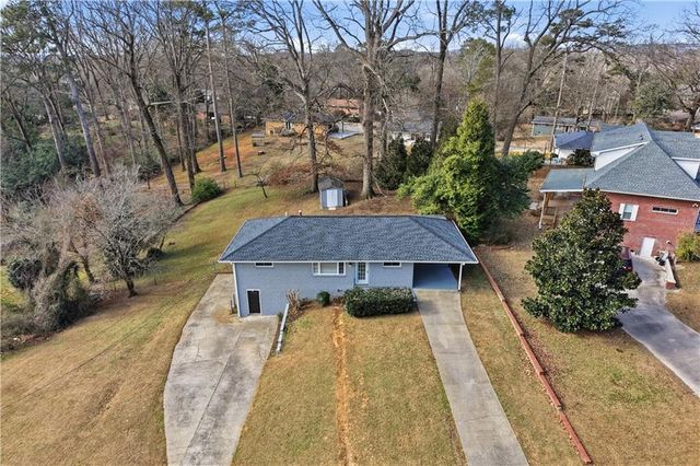 2467 Elmwood SE Circle, Smyrna, GA 30339