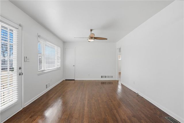 2467 Elmwood SE Circle, Smyrna, GA 30339