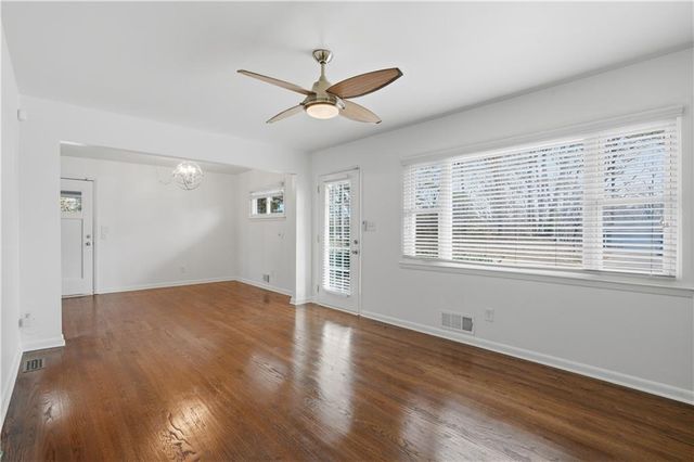 2467 Elmwood SE Circle, Smyrna, GA 30339