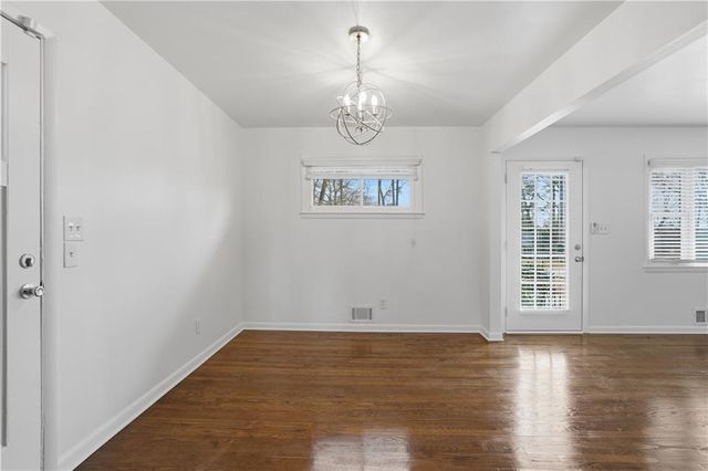 2467 Elmwood SE Circle, Smyrna, GA 30339