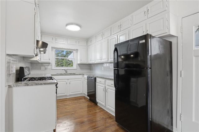 2467 Elmwood SE Circle, Smyrna, GA 30339