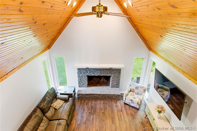 14629 Highway 62, Charlestown, IN 47111