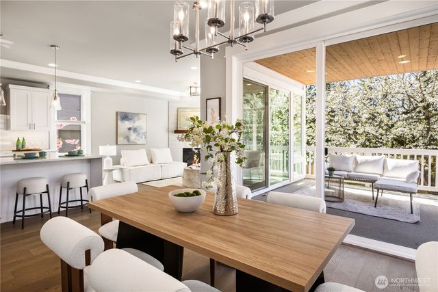 10015 131st Place NE, Kirkland, WA 98033