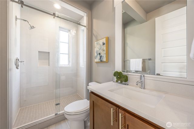 10015 131st Place NE, Kirkland, WA 98033