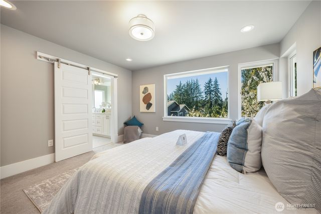 10015 131st Place NE, Kirkland, WA 98033
