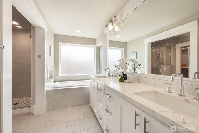 10015 131st Place NE, Kirkland, WA 98033