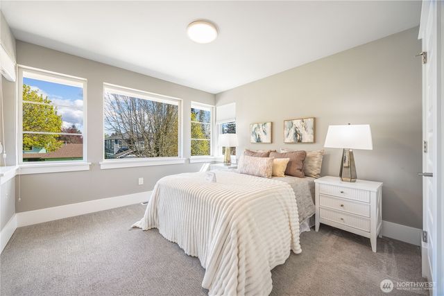 10015 131st Place NE, Kirkland, WA 98033