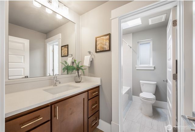 10015 131st Place NE, Kirkland, WA 98033