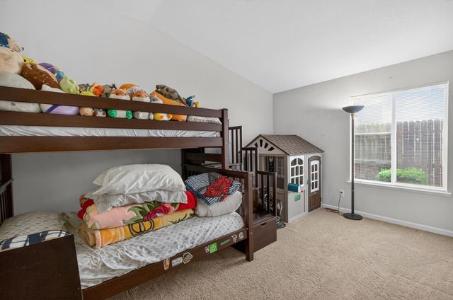 9042 Warmsprings St, Elk Grove, CA 95758